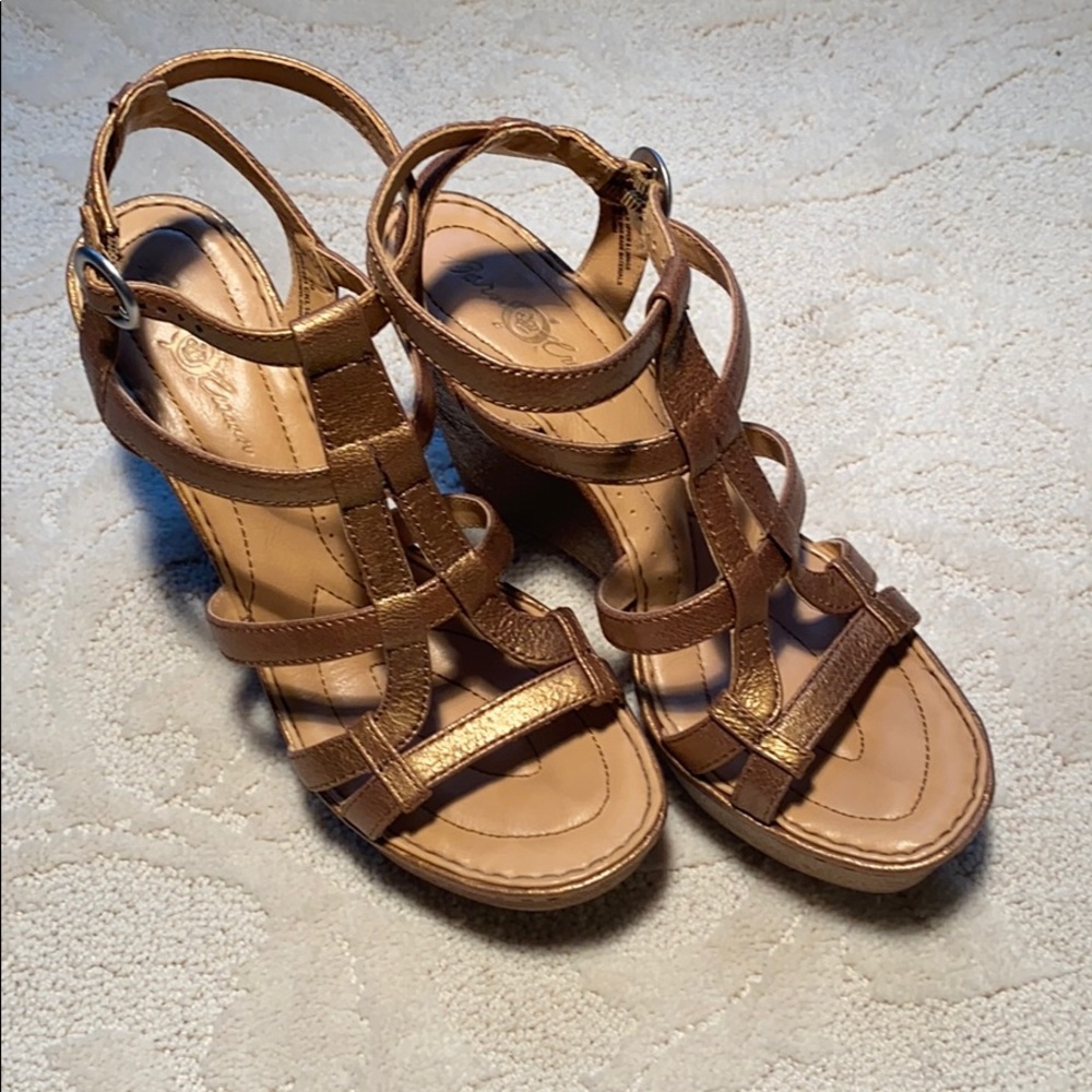 Born Gold wedges